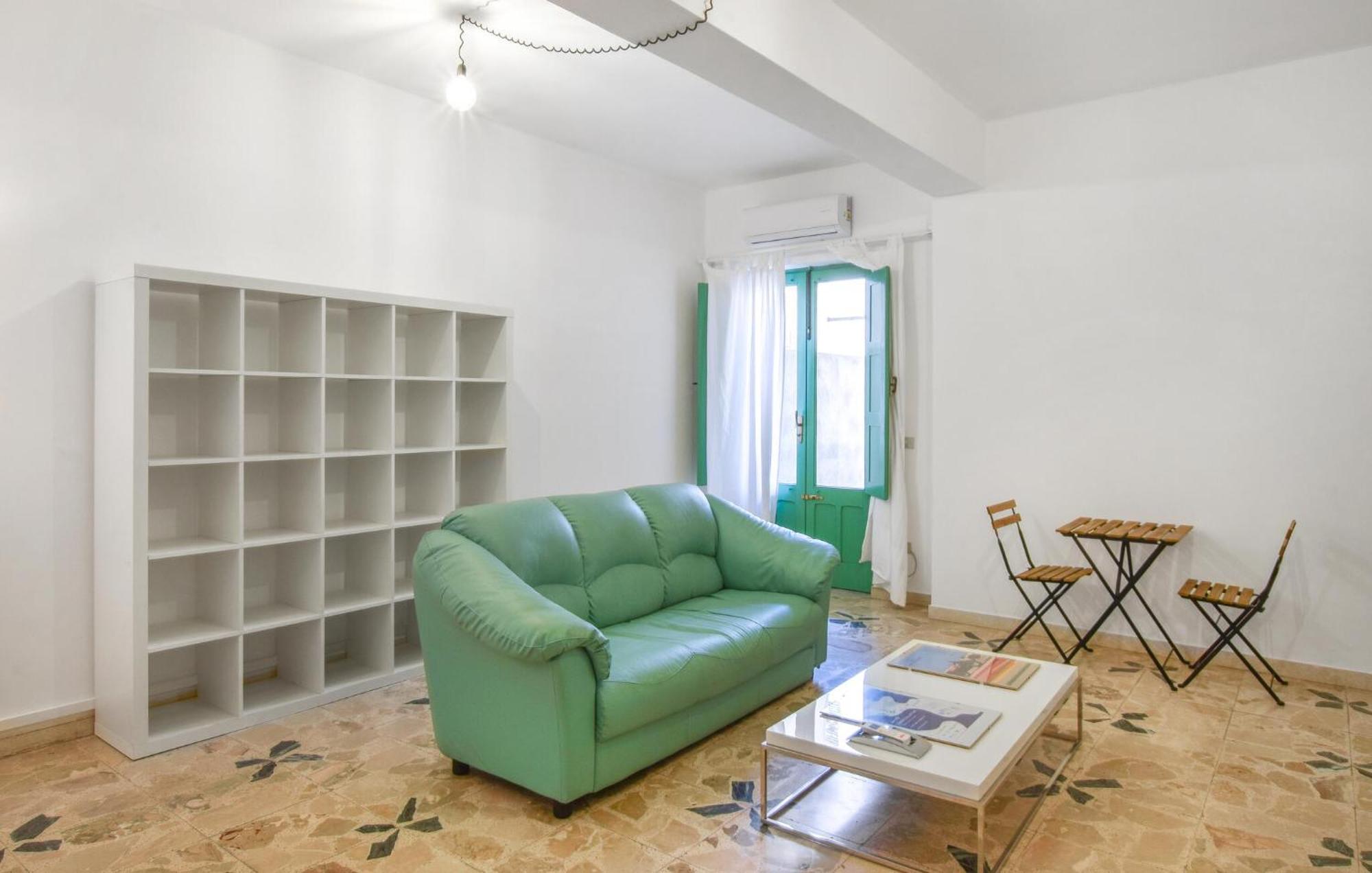 2 Bedroom Cozy Apartment In San Ferdinando Extérieur photo